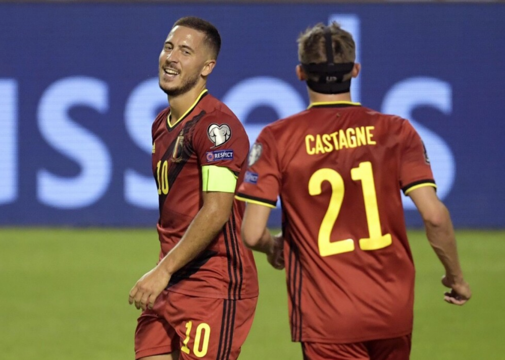 雷霆鏖战日本男篮，萨姆·米切尔统治全场