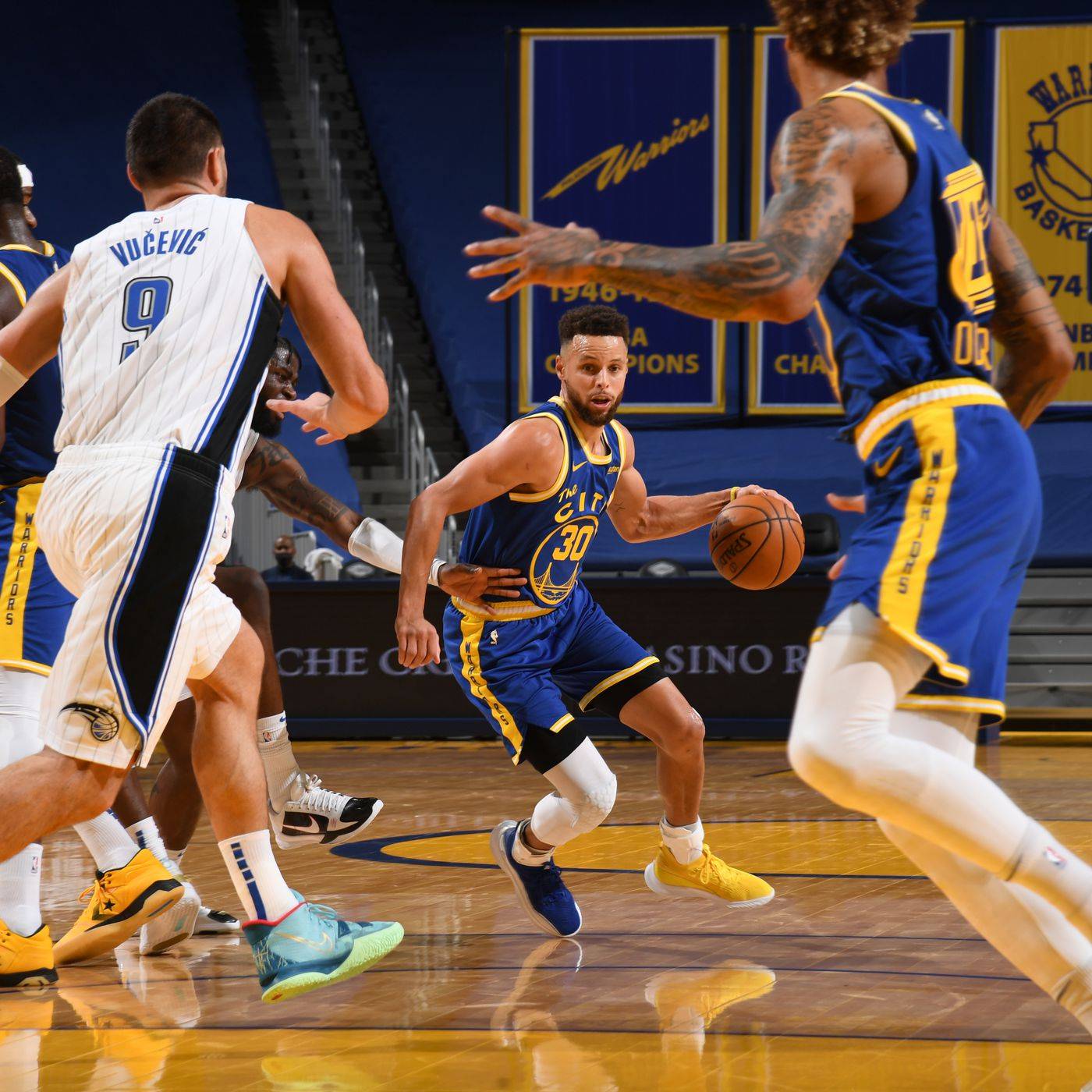 魔术爆冷阿根廷男篮，萨姆·米切尔关键制胜