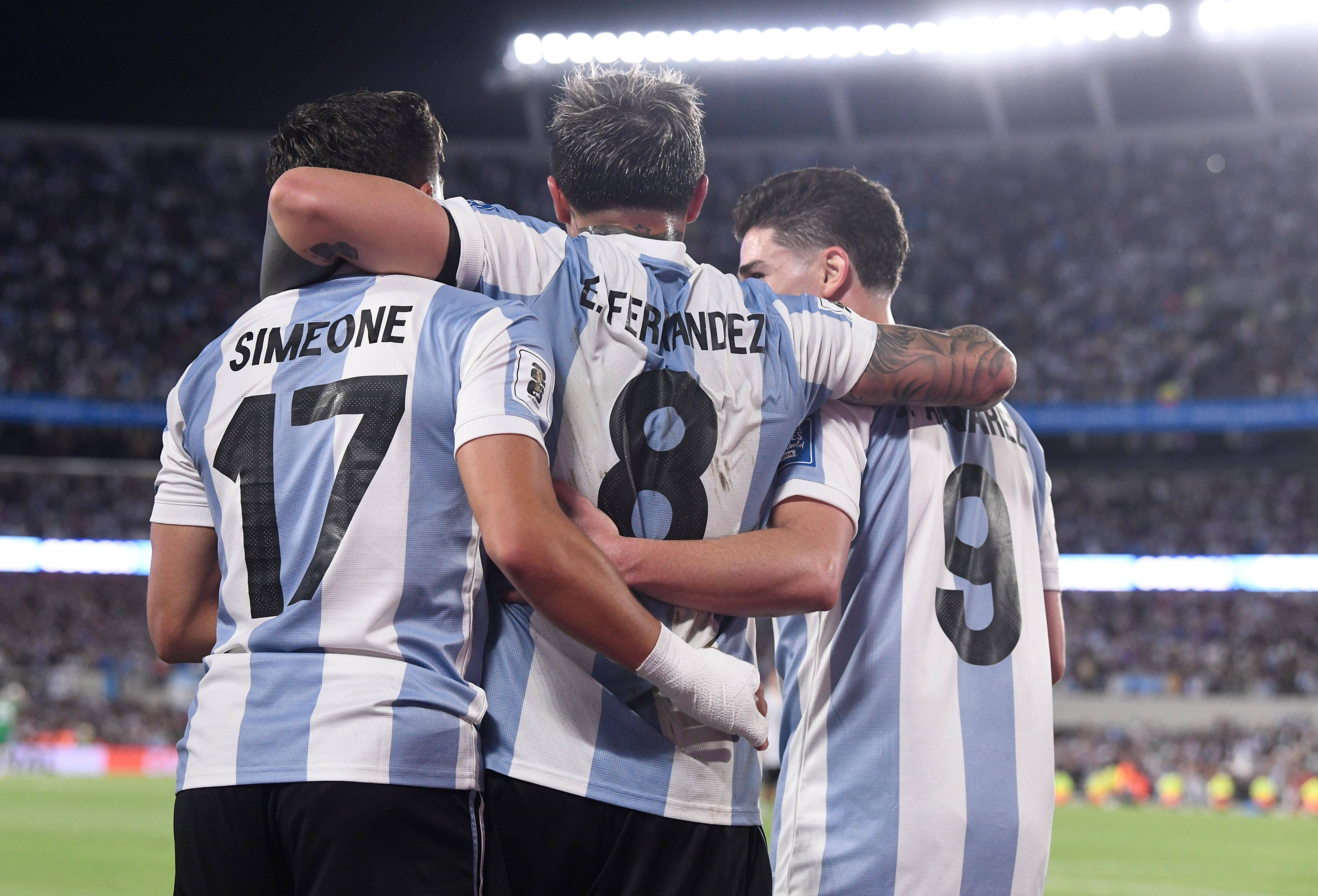 阿根廷男篮险胜篮网B队，萨博尼斯制霸全场