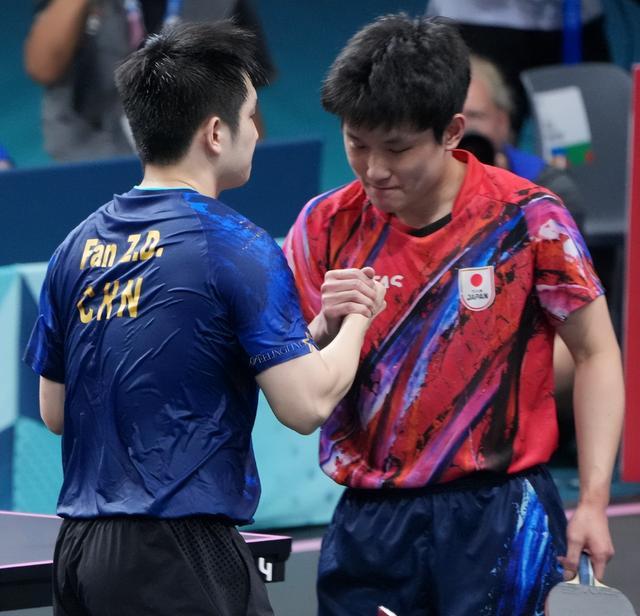 包含中国乒乓球队力克日本乒乓球队，张本智和绝境逆转的词条