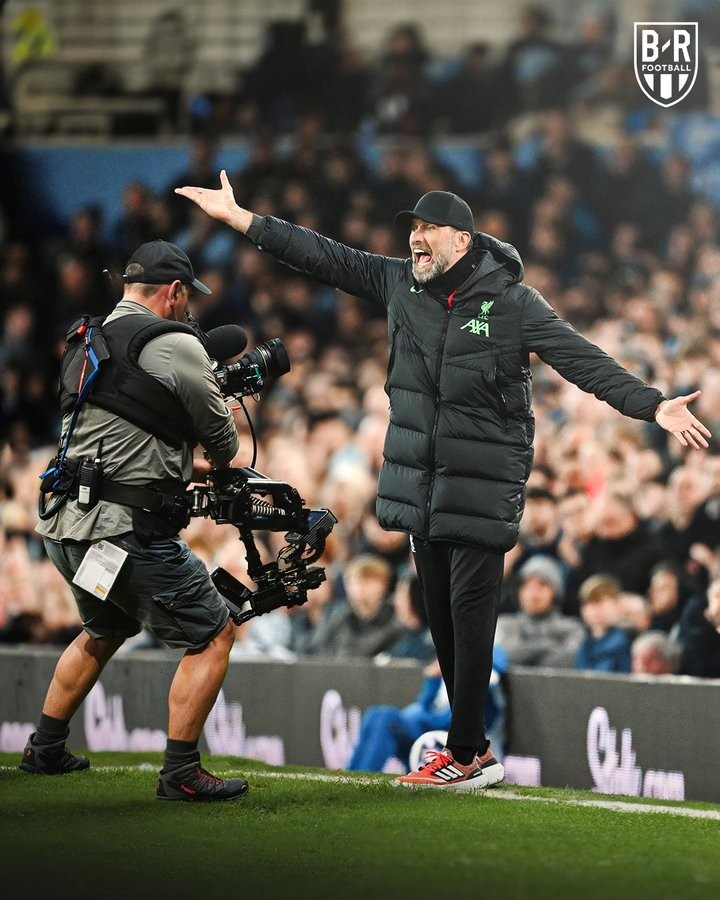 尤文图斯重返意甲巅峰，争冠之路不容有失的简单介绍