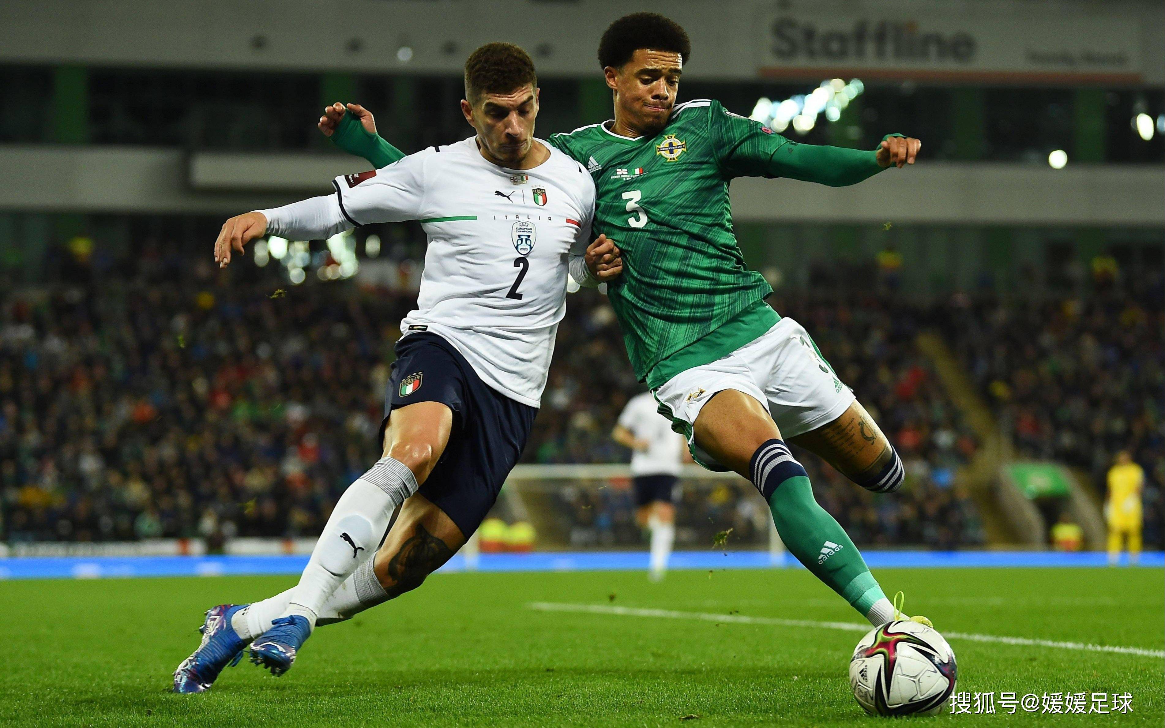 足球比赛中绝美的剧情持续上演的简单介绍