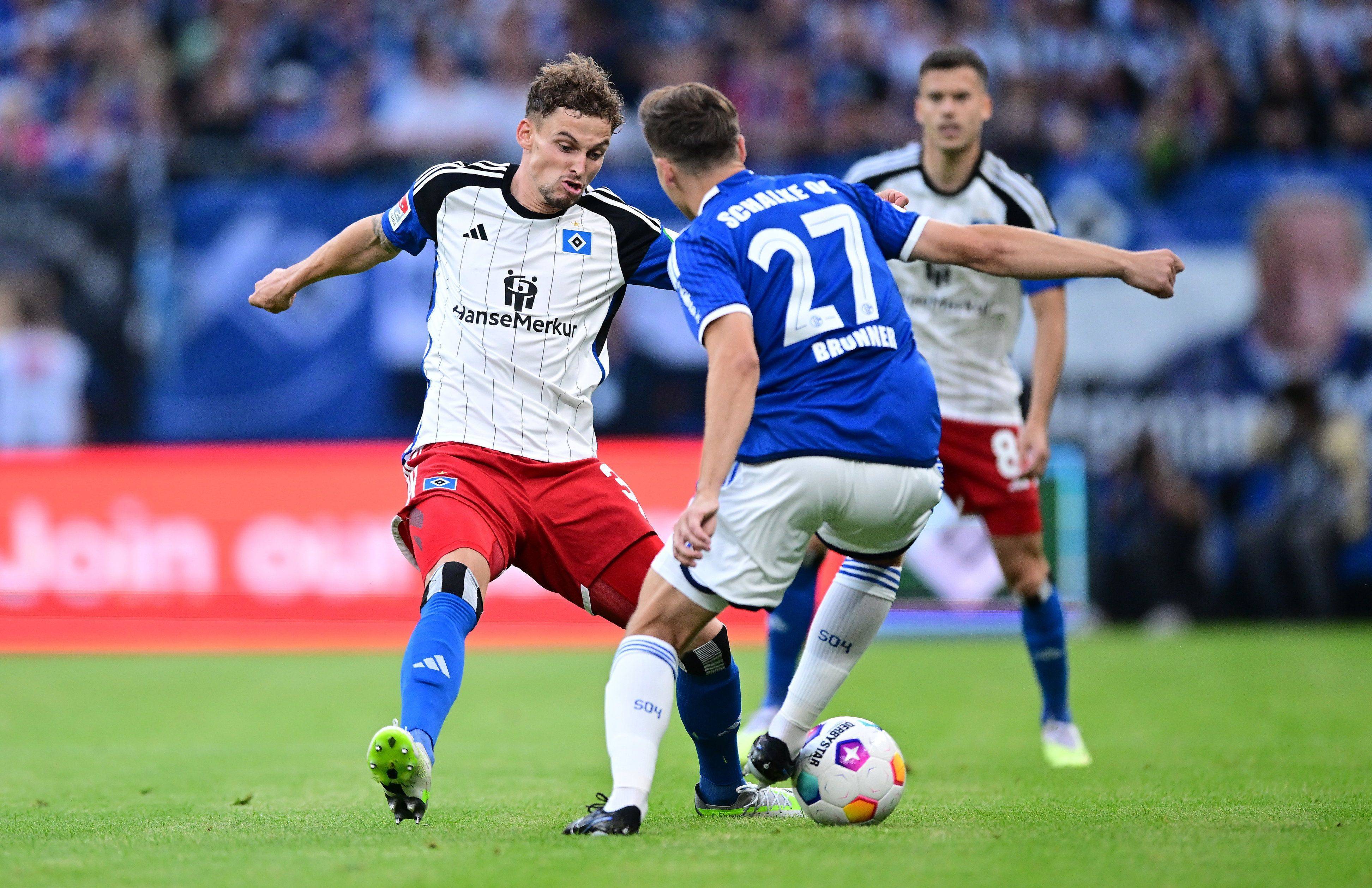 美因茨主场压阵，顽强拼搏实现建功