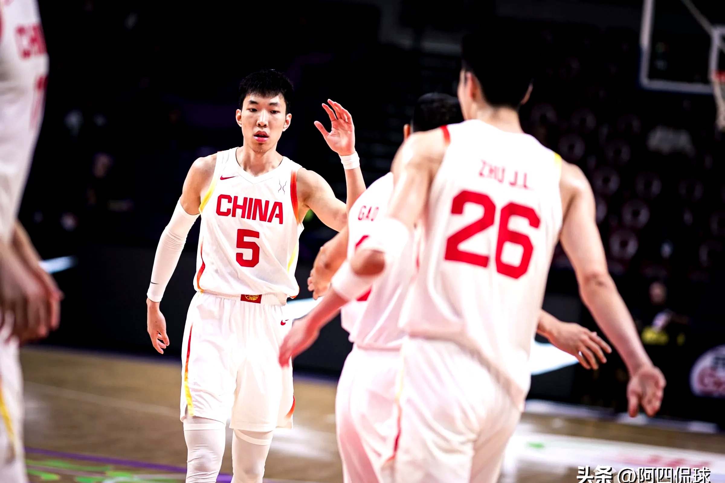 关于澳大利亚篮球联赛总决赛战况激烈的信息