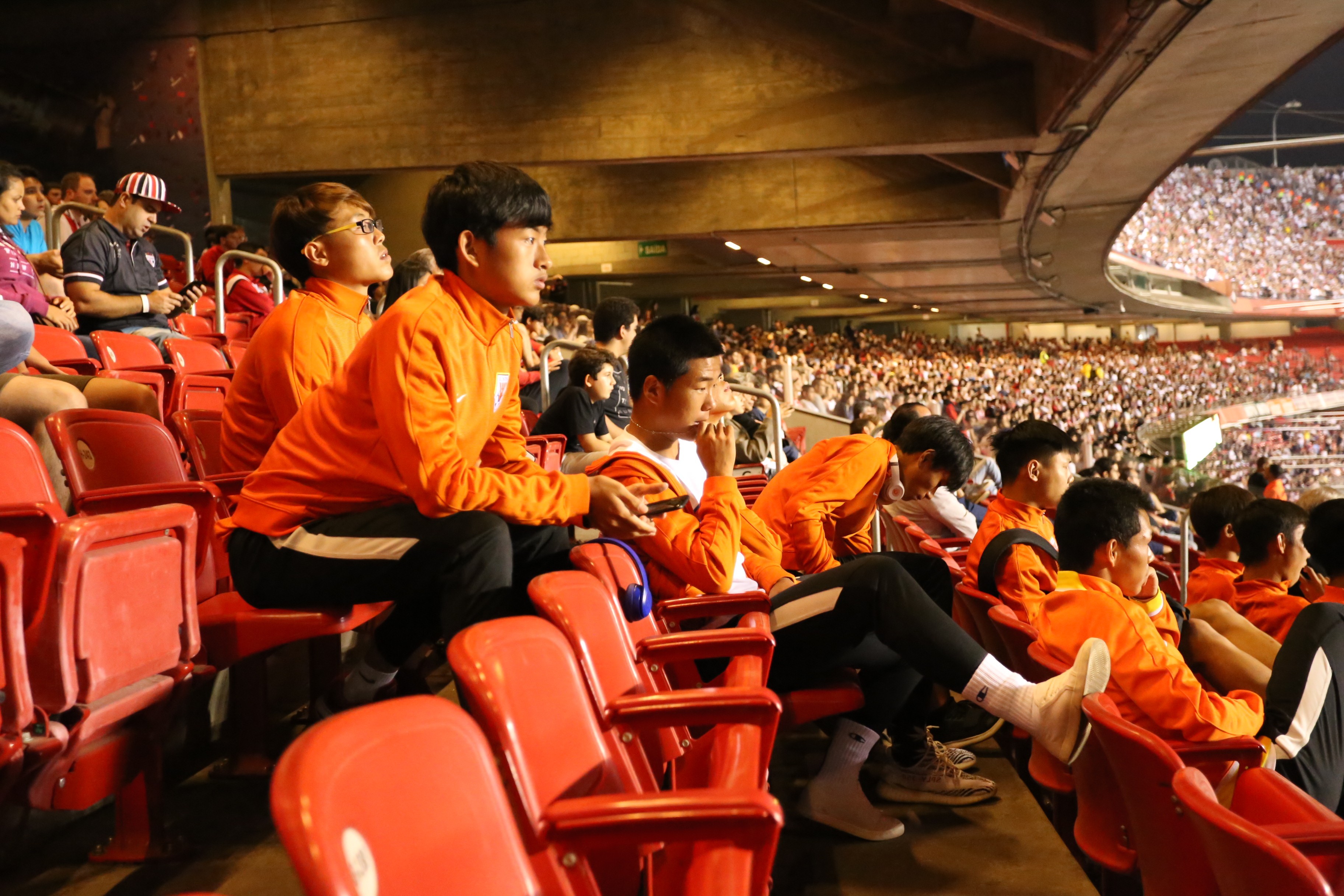 关于瑞恩客场大获全胜，壮心昂扬的信息