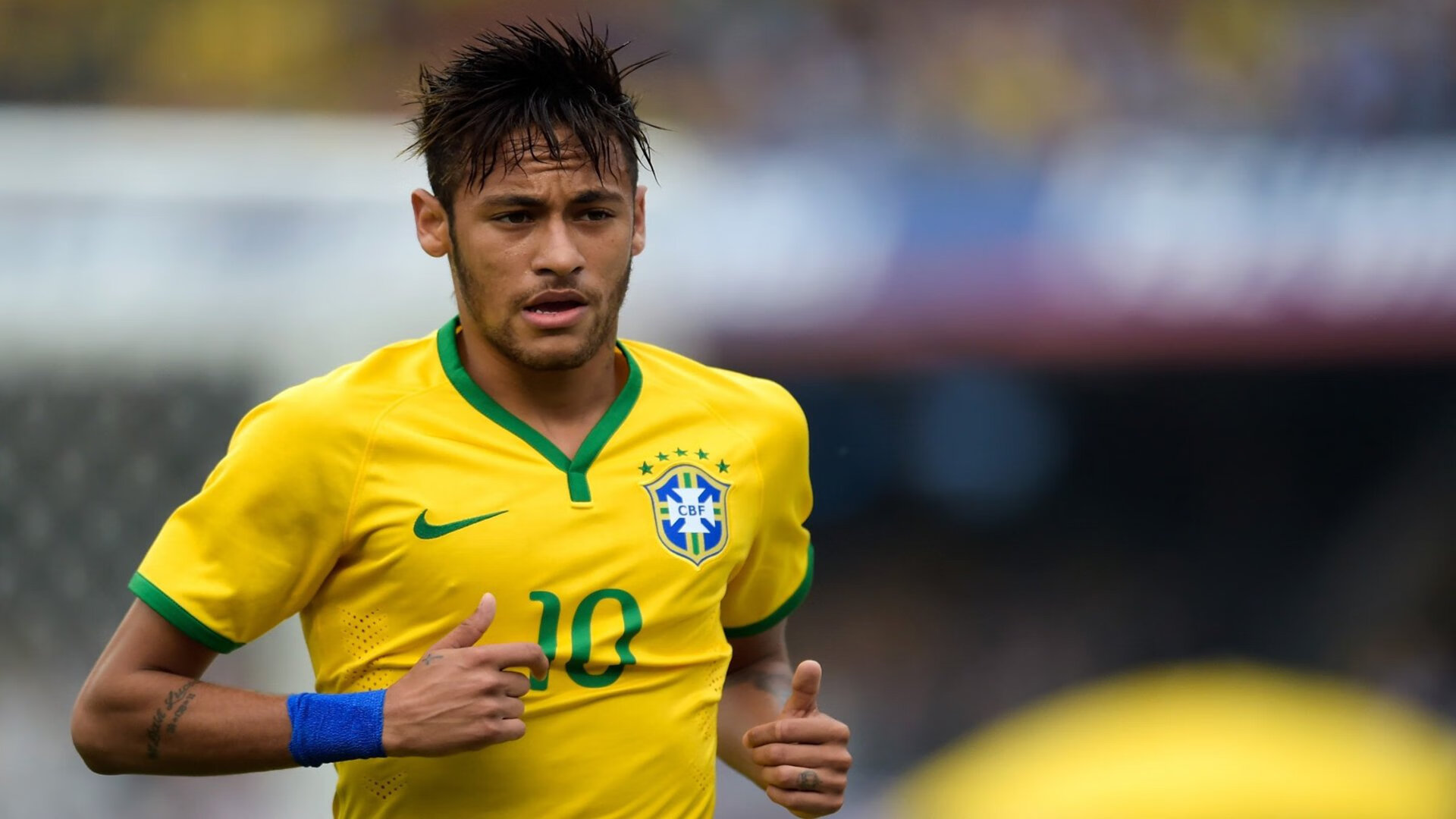 黄潜铁壁锁北非，贝林厄姆全能统治—战术解析比利亚雷亚尔如何压制阿尔及利亚