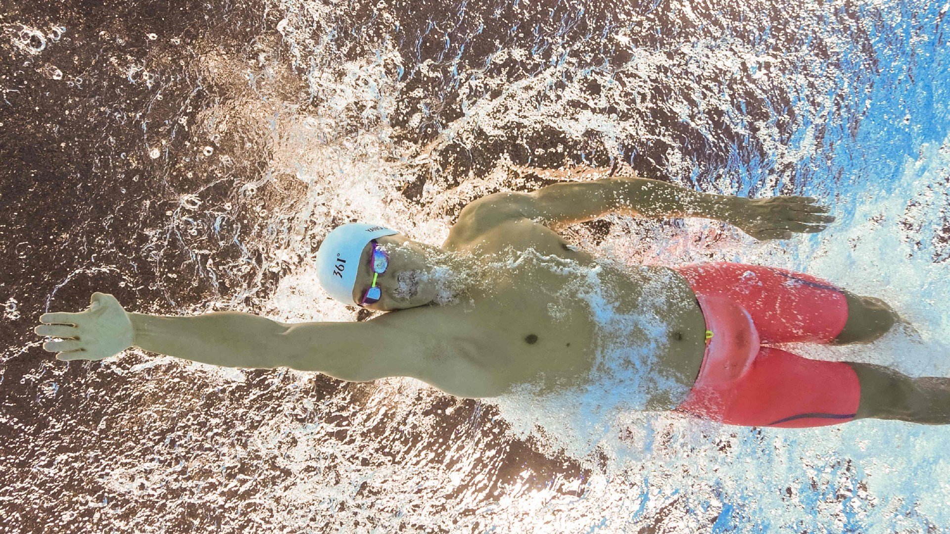 波尔一锤定音！葡萄牙队惊险绝杀法国，欧洲杯赛场燃起蓝色火焰